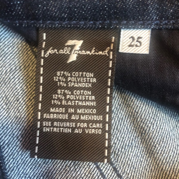 7 for all mankind jeans. Size 25 Straight leg. Like new, barely worn. - Picture 3 of 5